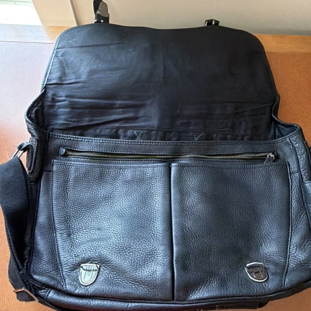 L.L. Bean bean black